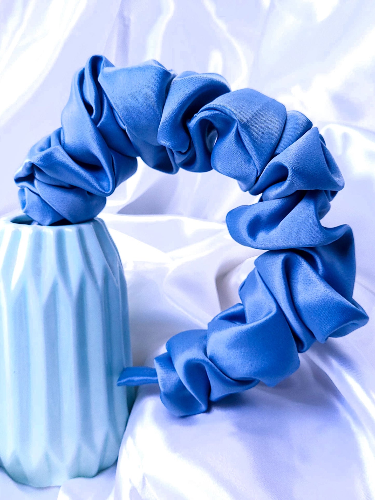 Serre-tête scrunchie -Satin gris foncé