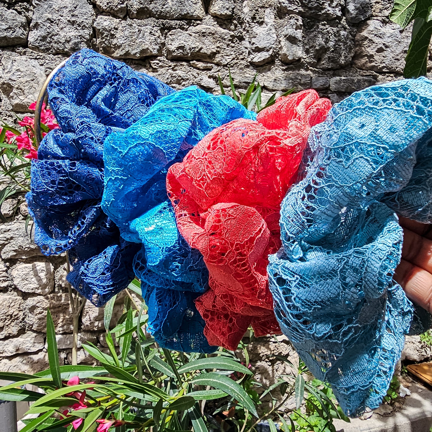 XXL chouchou dentelle bleu ciel