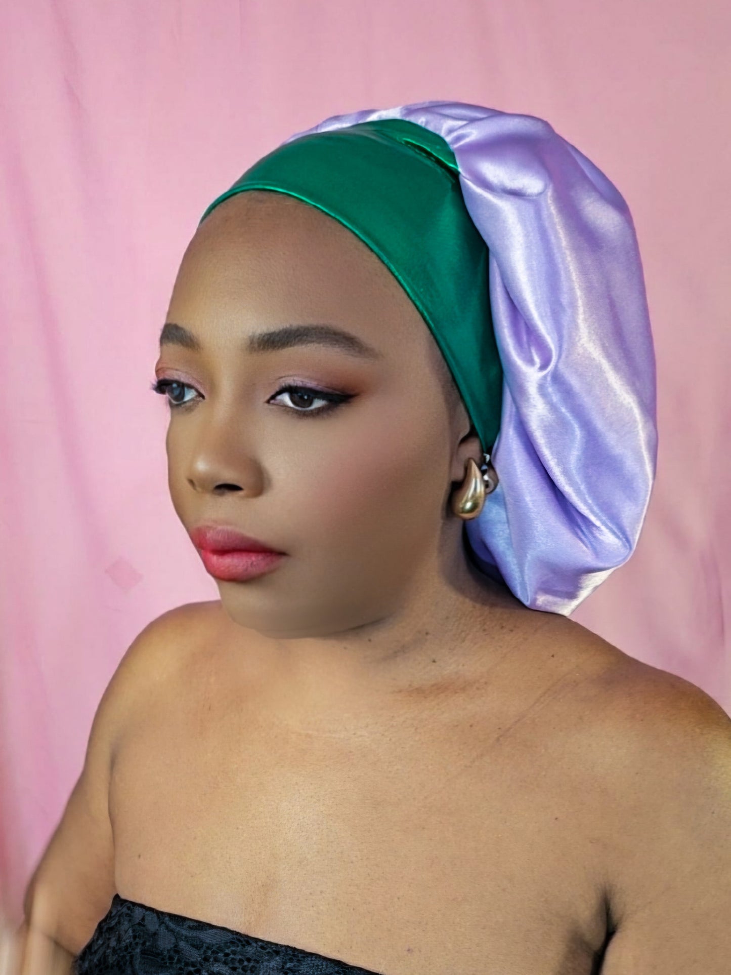 Bonnet en satin chantilly -Violet (no6)