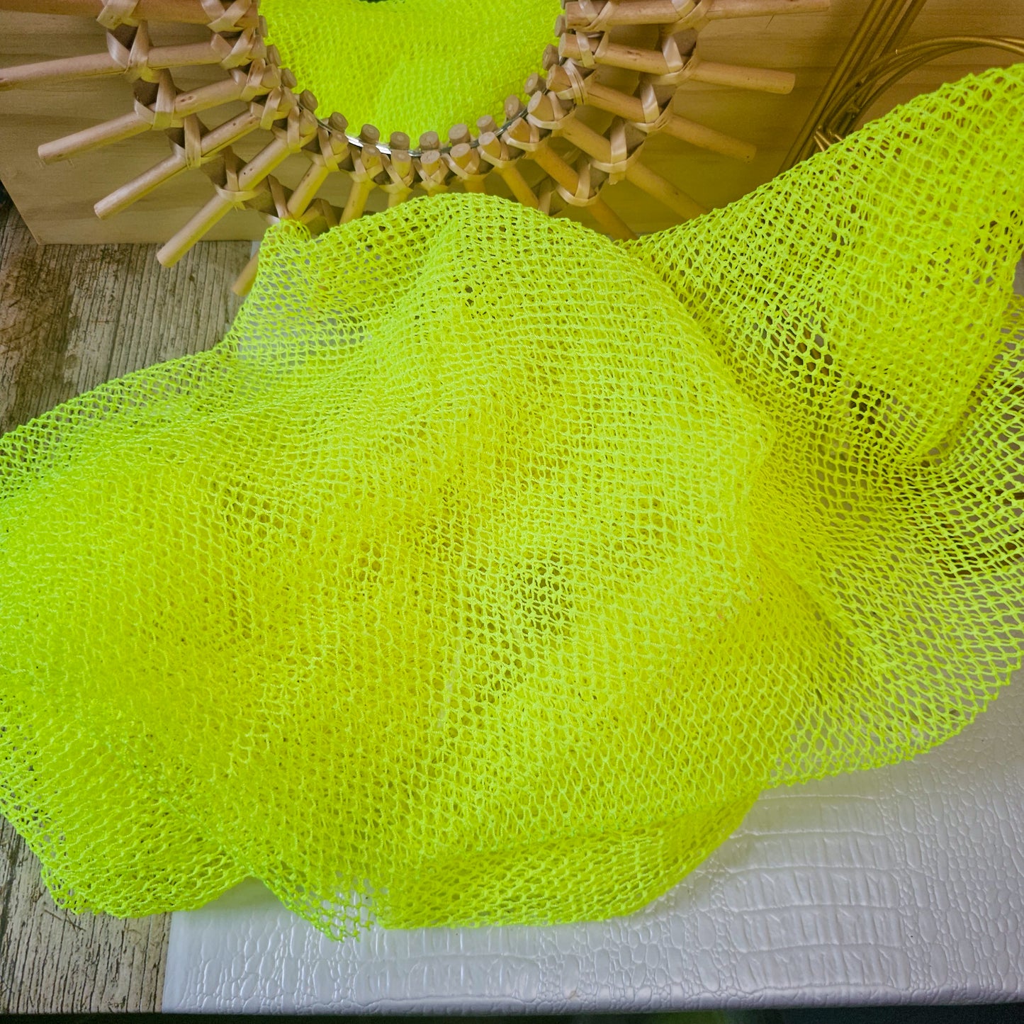Éponge africaine jaune fluo (souple)