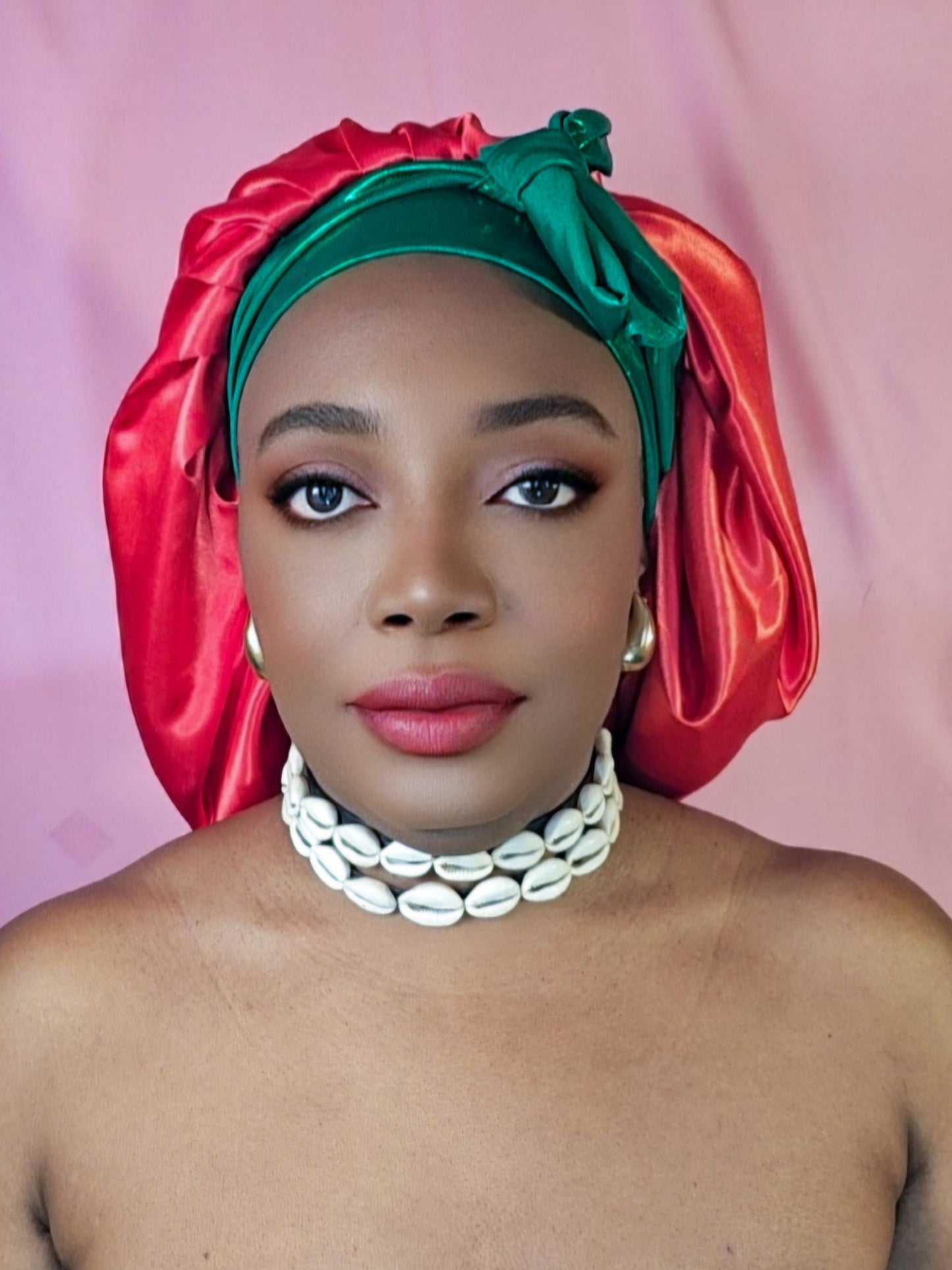 Bonnet en satin bandeau L -Rouge (no1)
