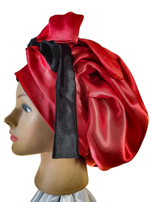 Bonnet en satin FICELLE. L - ROUGE