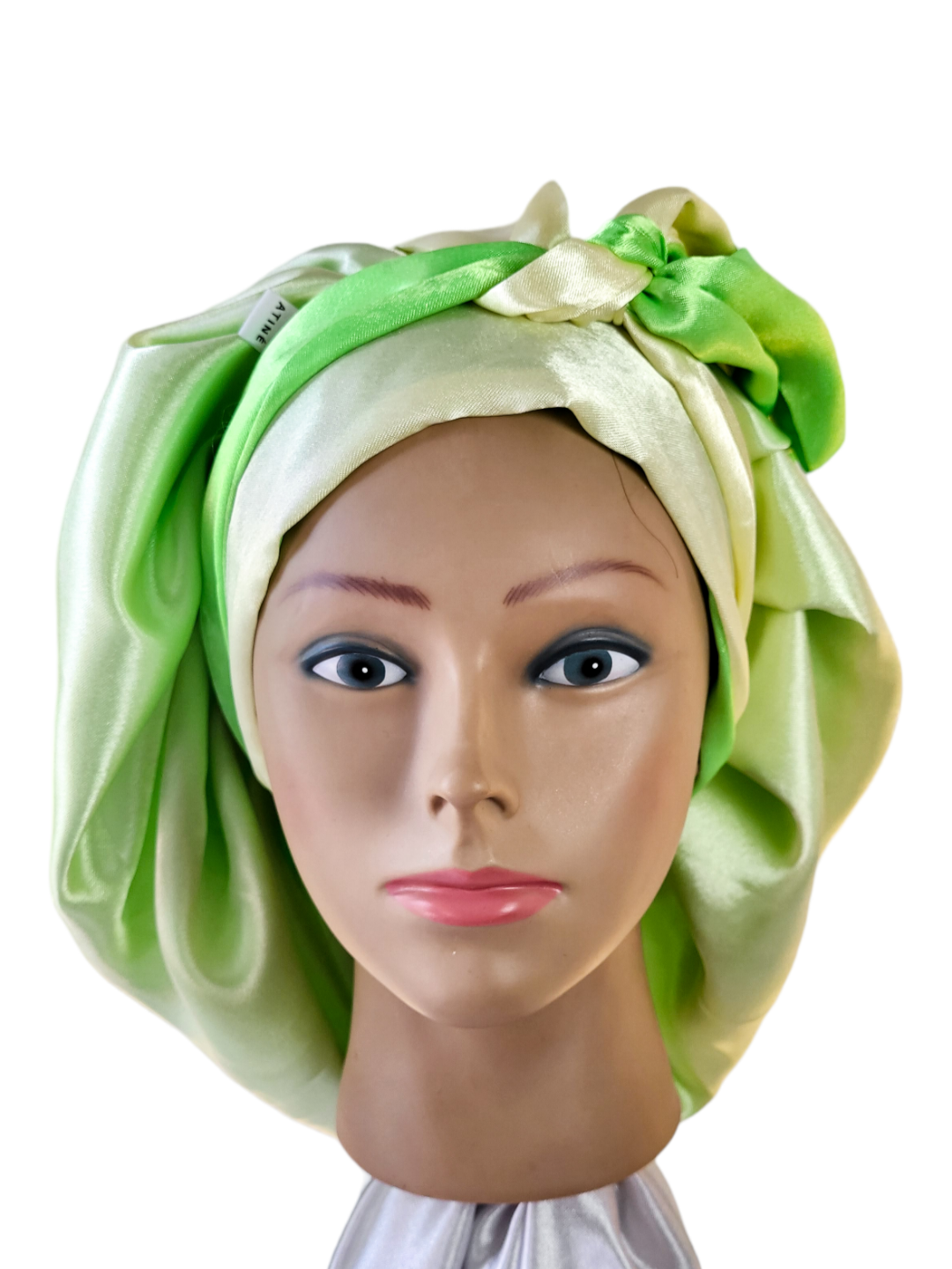 Bonnet en satin FICELLE. L - NUDE FLUO